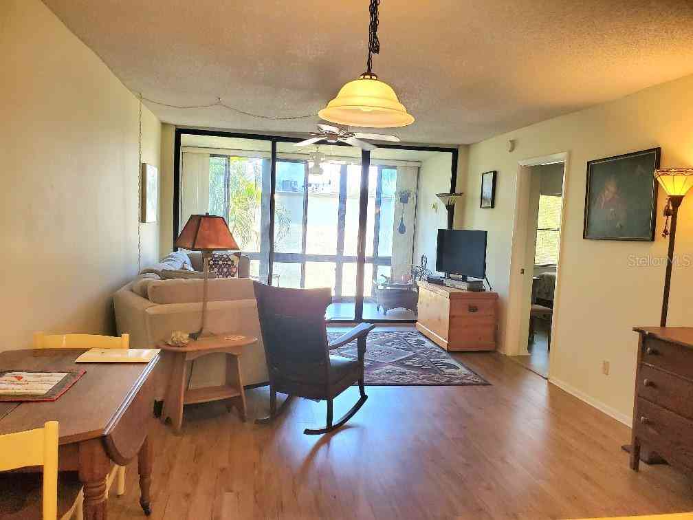 14130 Rosemary Lane #5311, LARGO, Florida image 8