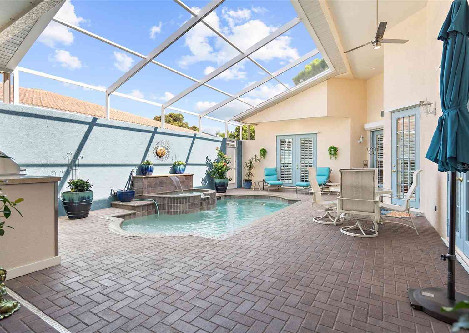 413 Rio Terra, VENICE, Florida image 3