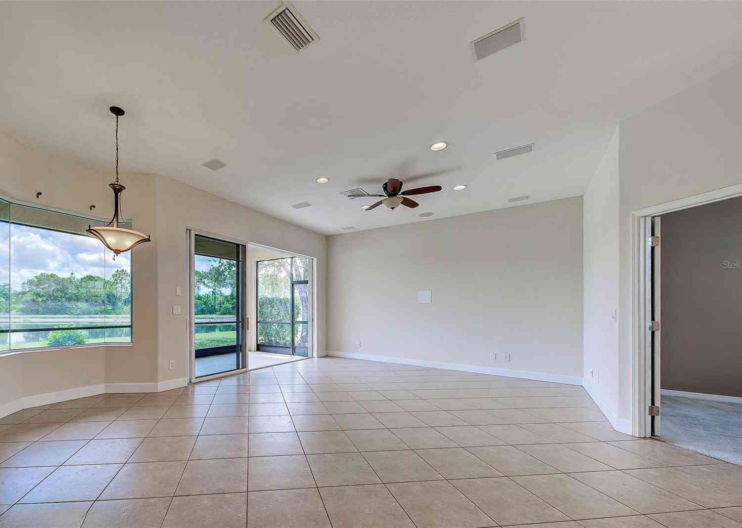 11375 Dancing River Drive, VENICE, Florida image 10