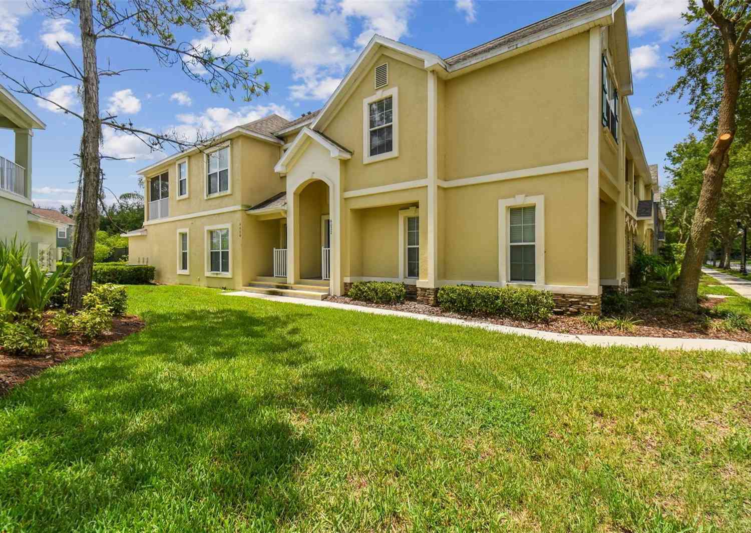 6022 Fishhawk Crossing Blvd, LITHIA, Florida image 1