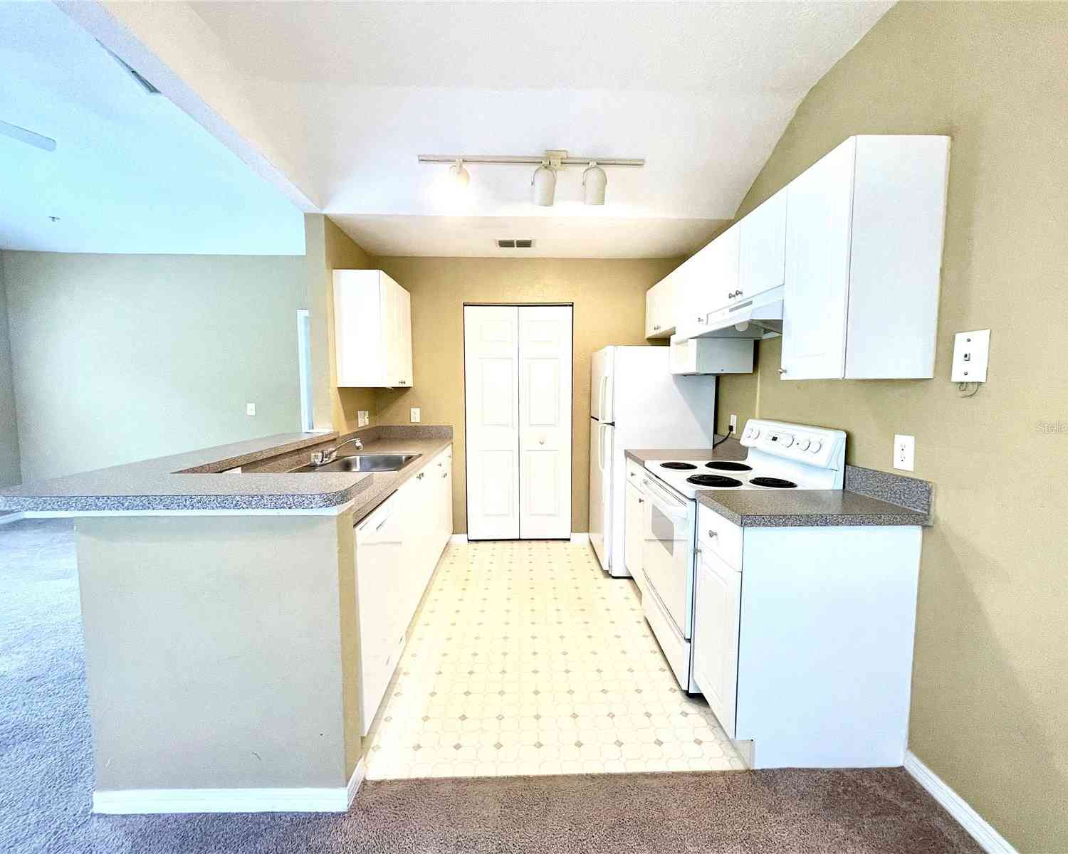 837 Grand Regency Point #207, ALTAMONTE SPRINGS, Florida image 8