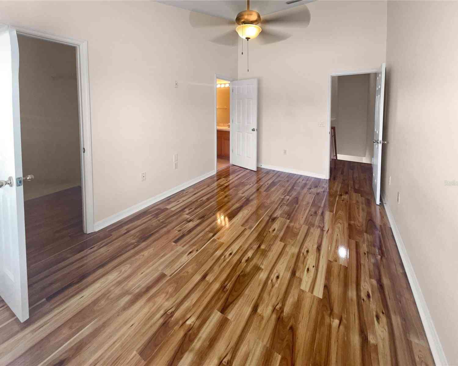 8882 Christie Drive, LARGO, Florida image 5
