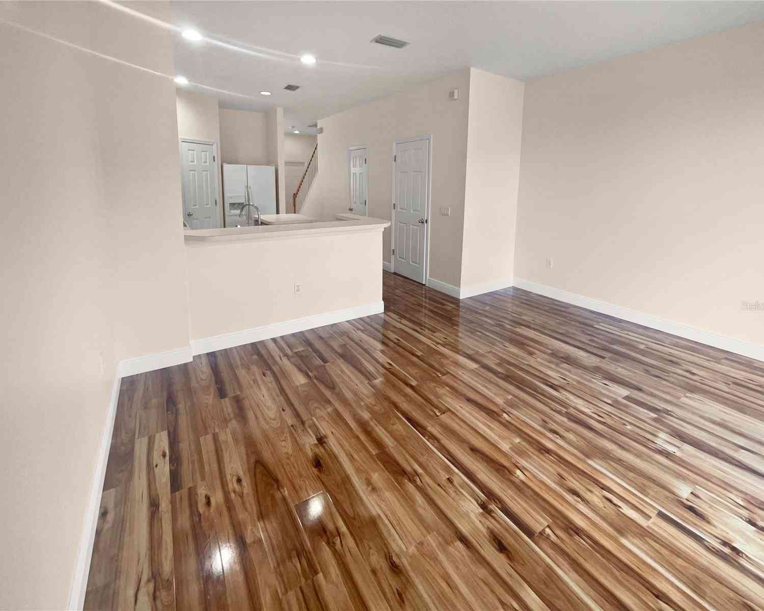 8882 Christie Drive, LARGO, Florida image 11