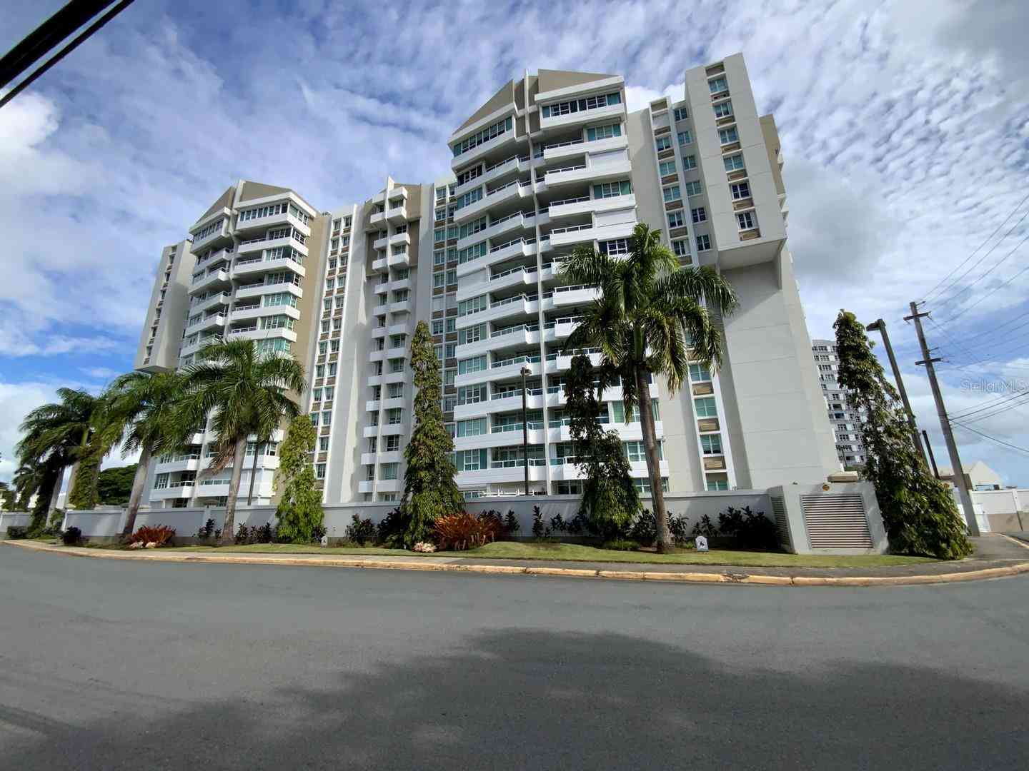 . Cond Plaza De Prado #B203, GUAYNABO, Puerto Rico image 1