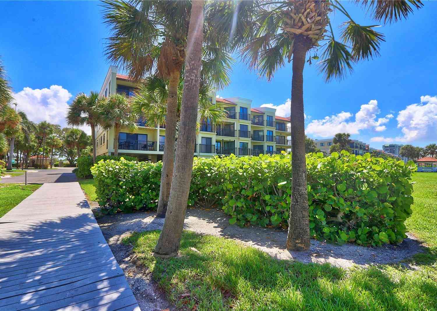 7532 Bayshore Drive #205, Treasure Island, Florida image 31