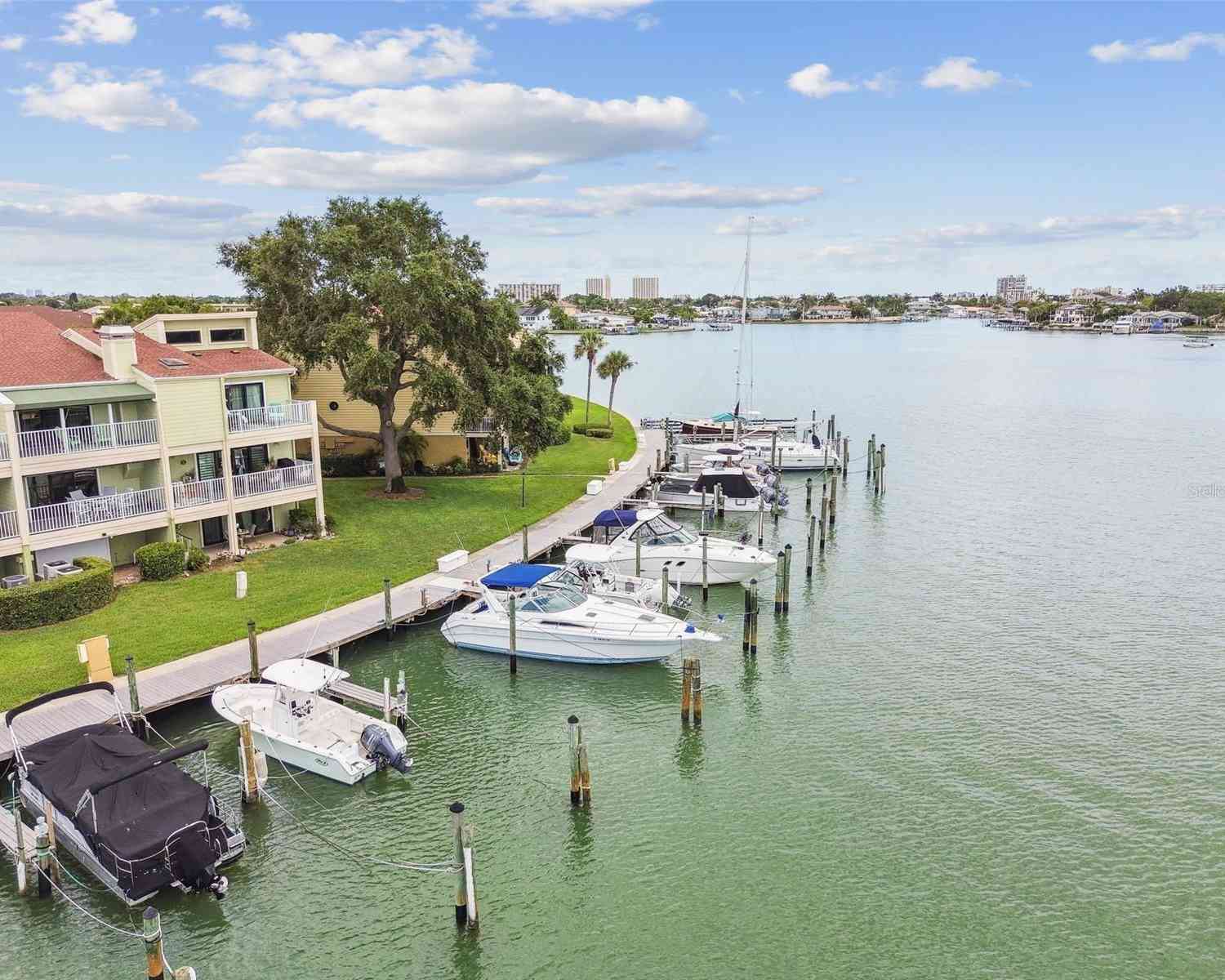 421 Haven Point Drive, Treasure Island, Florida image 4