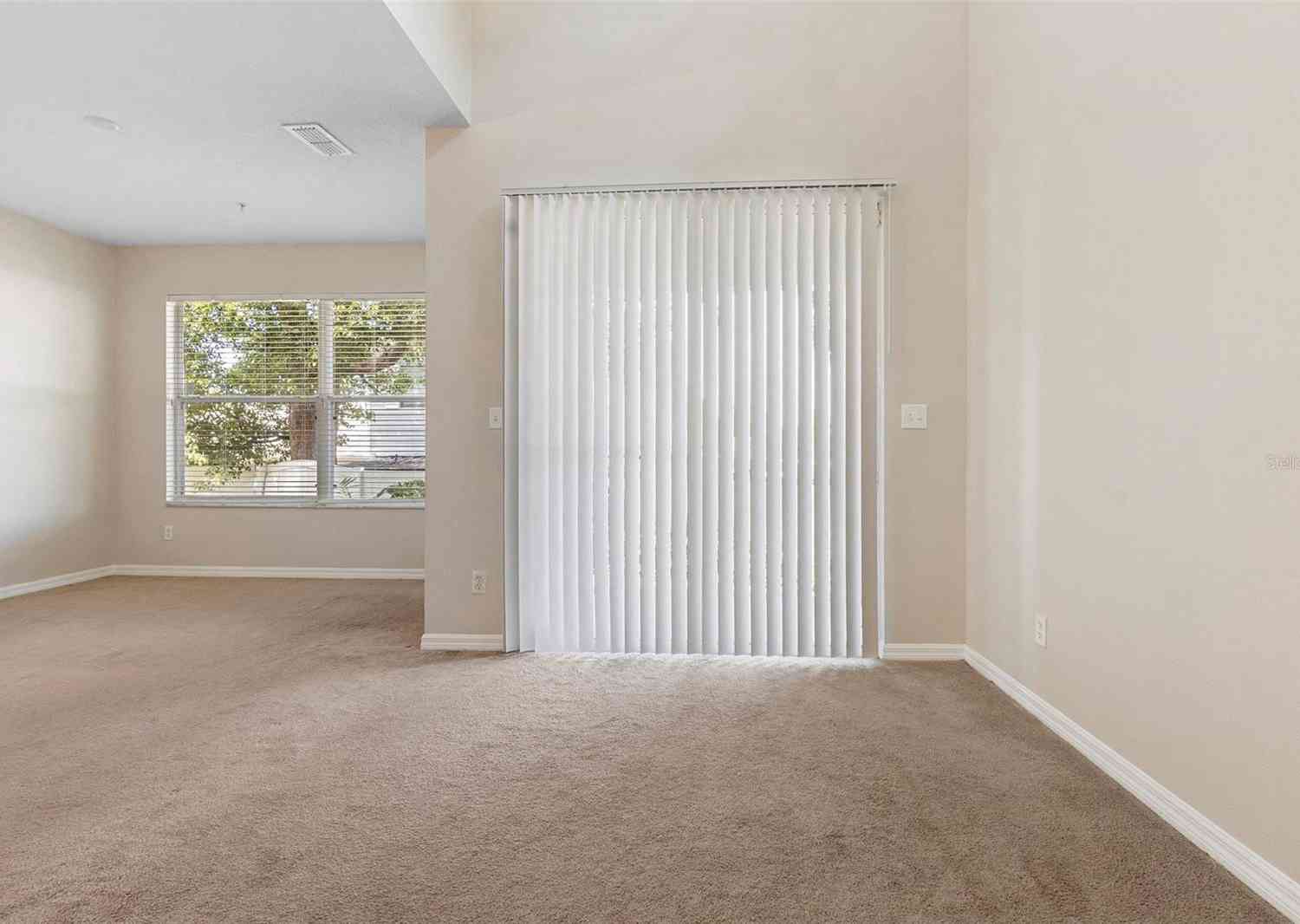 561 Majestic Way, ALTAMONTE SPRINGS, Florida image 15