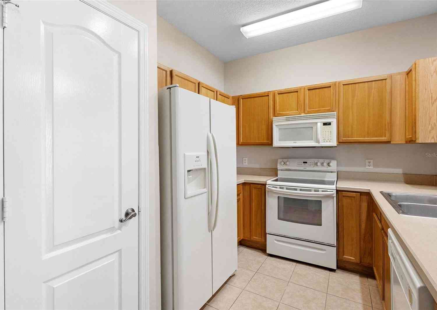 561 Majestic Way, ALTAMONTE SPRINGS, Florida image 11