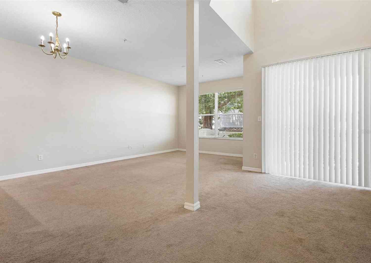 561 Majestic Way, ALTAMONTE SPRINGS, Florida image 9