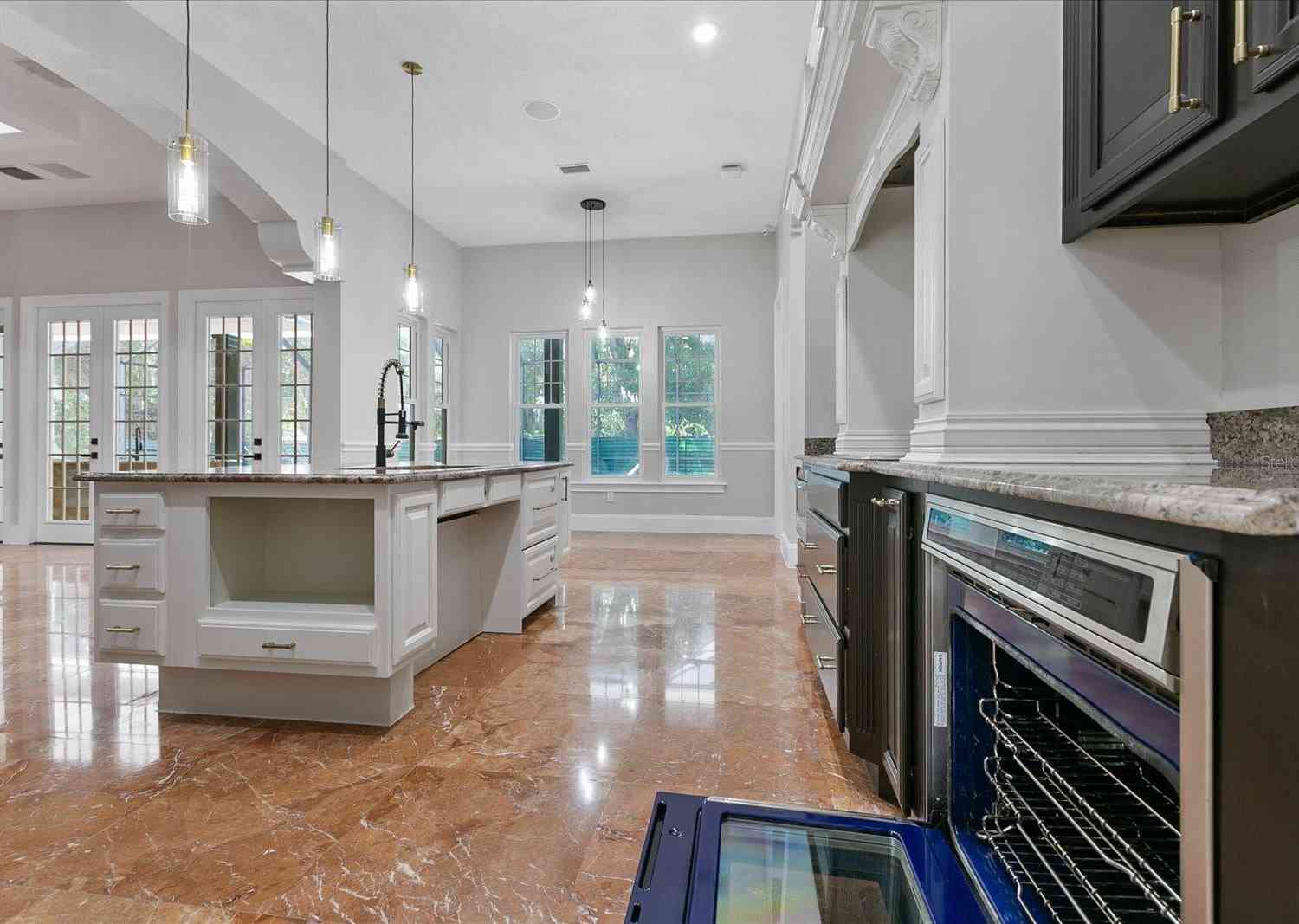 638 Limona Woods Drive, BRANDON, Florida image 27