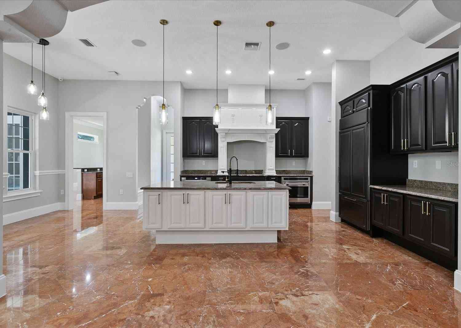 638 Limona Woods Drive, BRANDON, Florida image 22