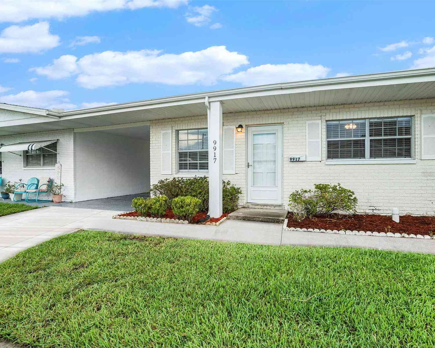 9917 Daffodil Street, PINELLAS PARK, Florida image 2