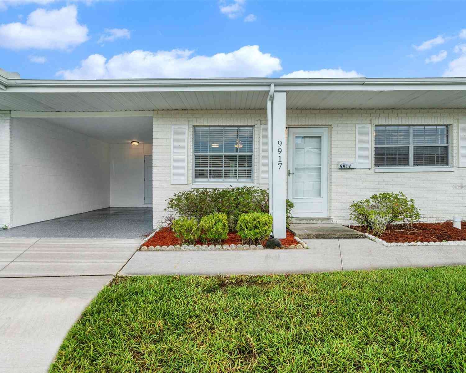 9917 Daffodil Street, PINELLAS PARK, Florida image 1