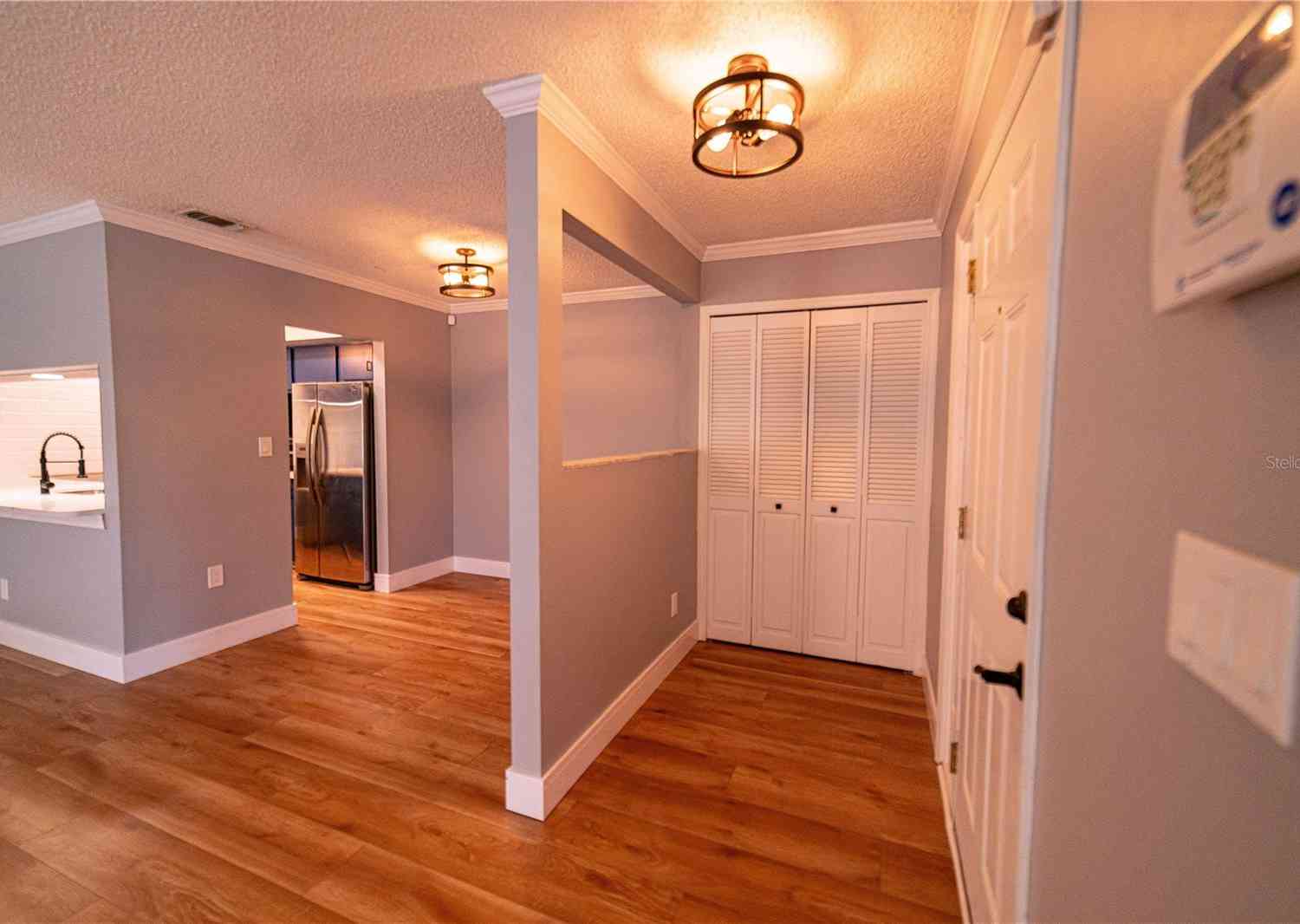 10196 Seminole Island Drive, LARGO, Florida image 4