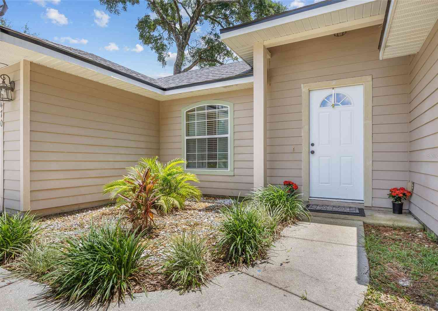 470 Margaret Street, BRONSON, Florida image 2