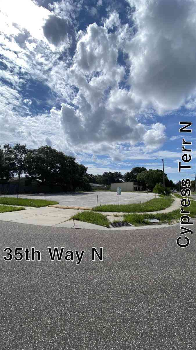 Cypress Terrace, PINELLAS PARK, Florida image 1