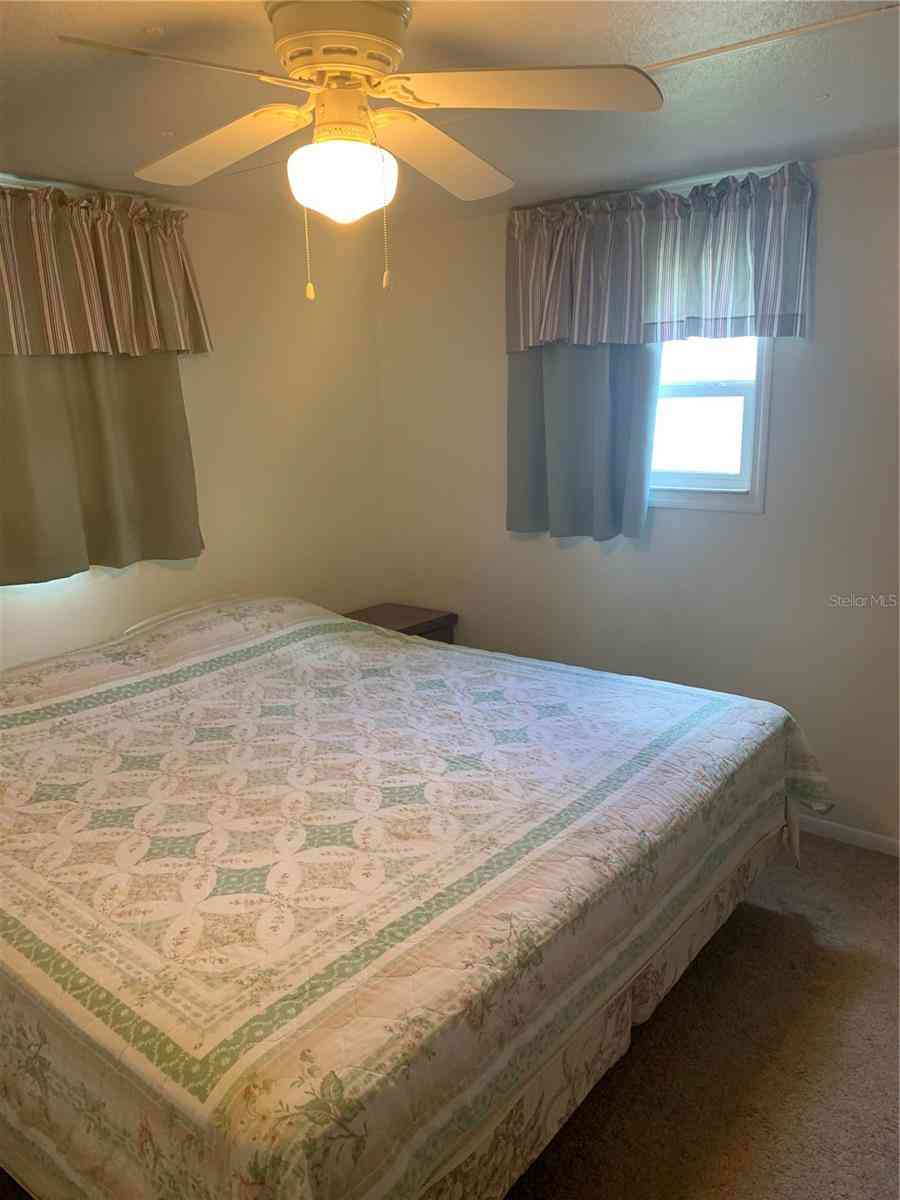 10412 Holiday Shores Drive, LARGO, Florida image 14