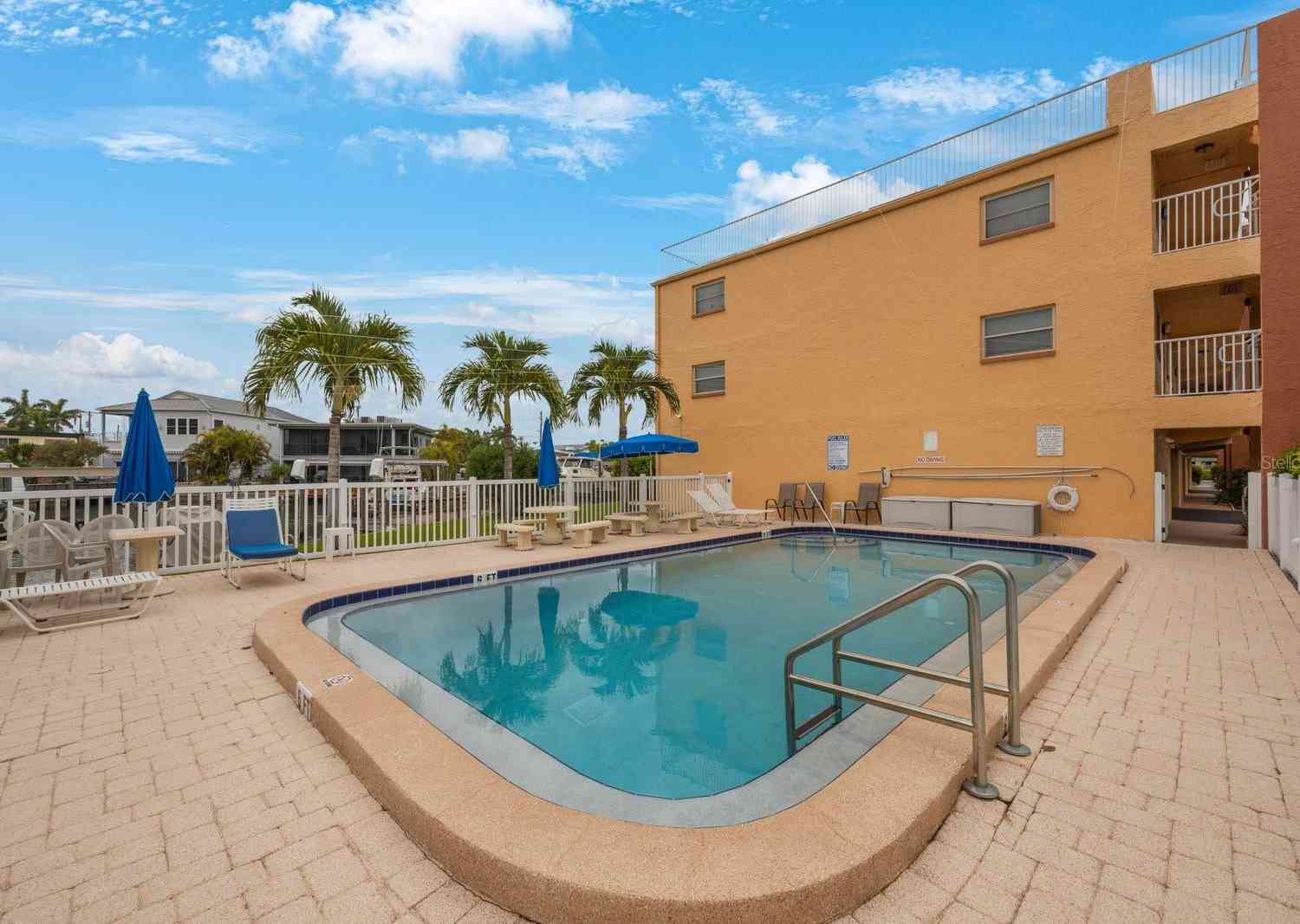 175 116th Avenue #102, Treasure Island, Florida image 34