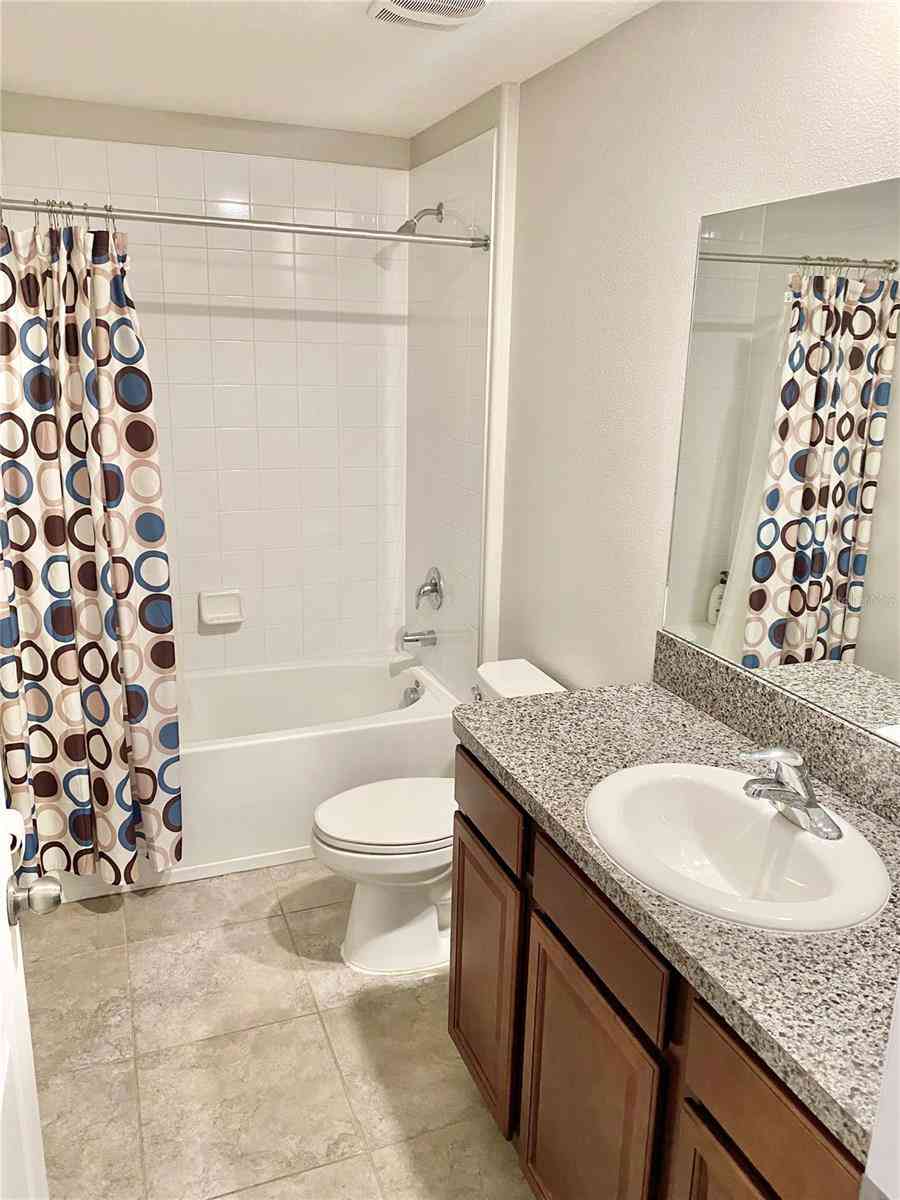 9607 Lemon Drop Loop, RUSKIN, Florida image 25