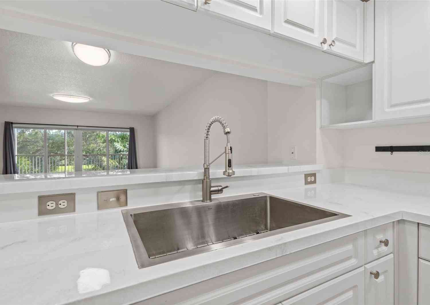 960 Starkey Road #5203, LARGO, Florida image 7