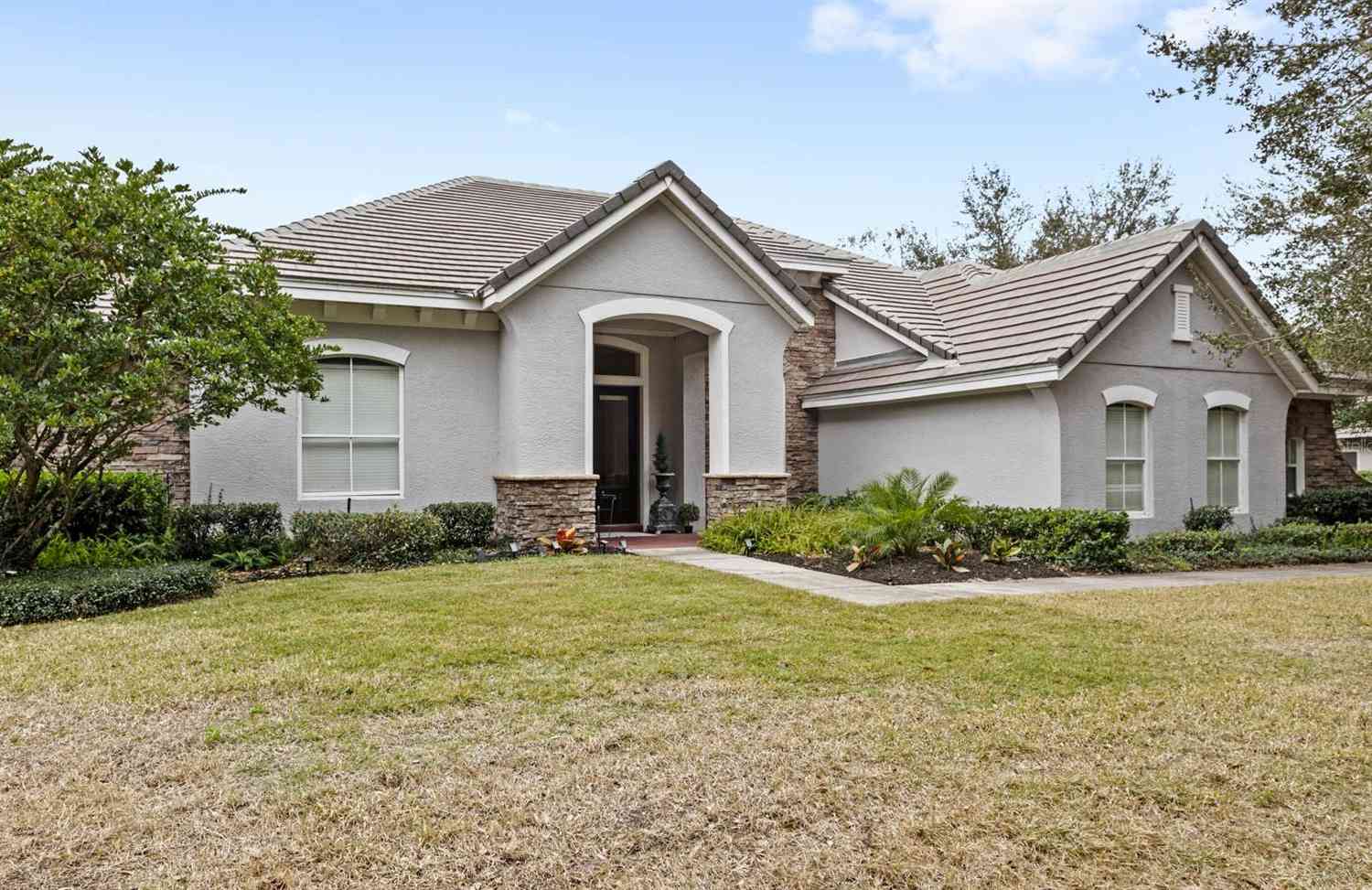 25515 Hawks Run Lane, SORRENTO, Florida image 2