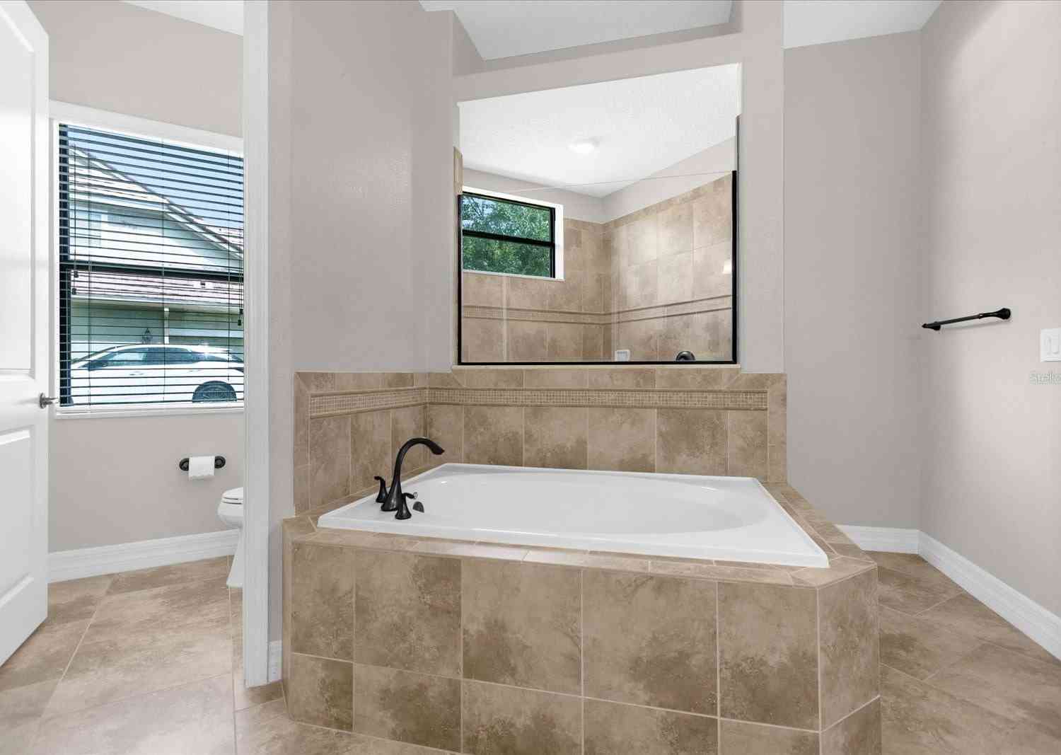 25499 Hawks Run Ln, SORRENTO, Florida image 19