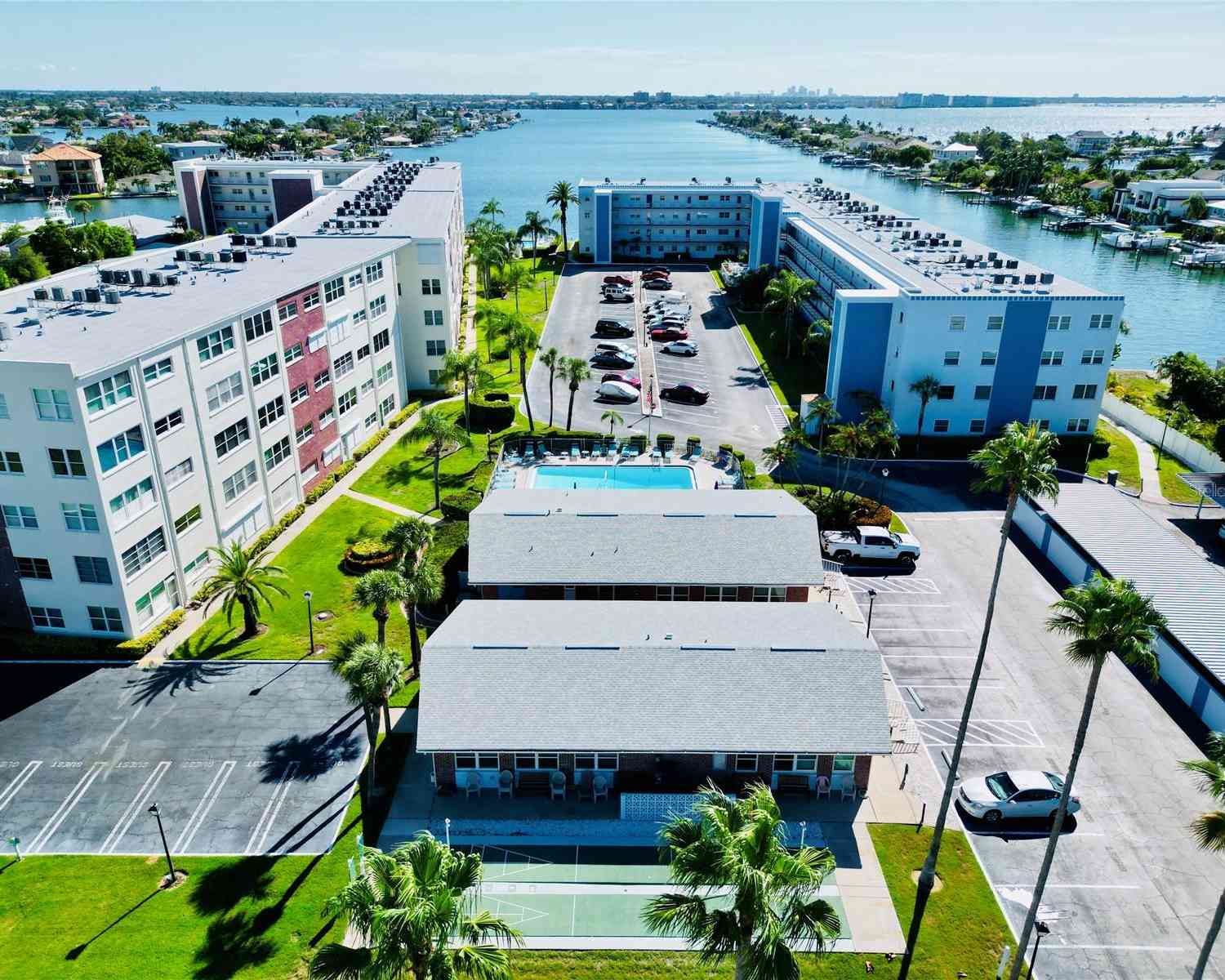 5575 Gulf Boulevard #522, Saint Petersburg Beach, Florida image 39