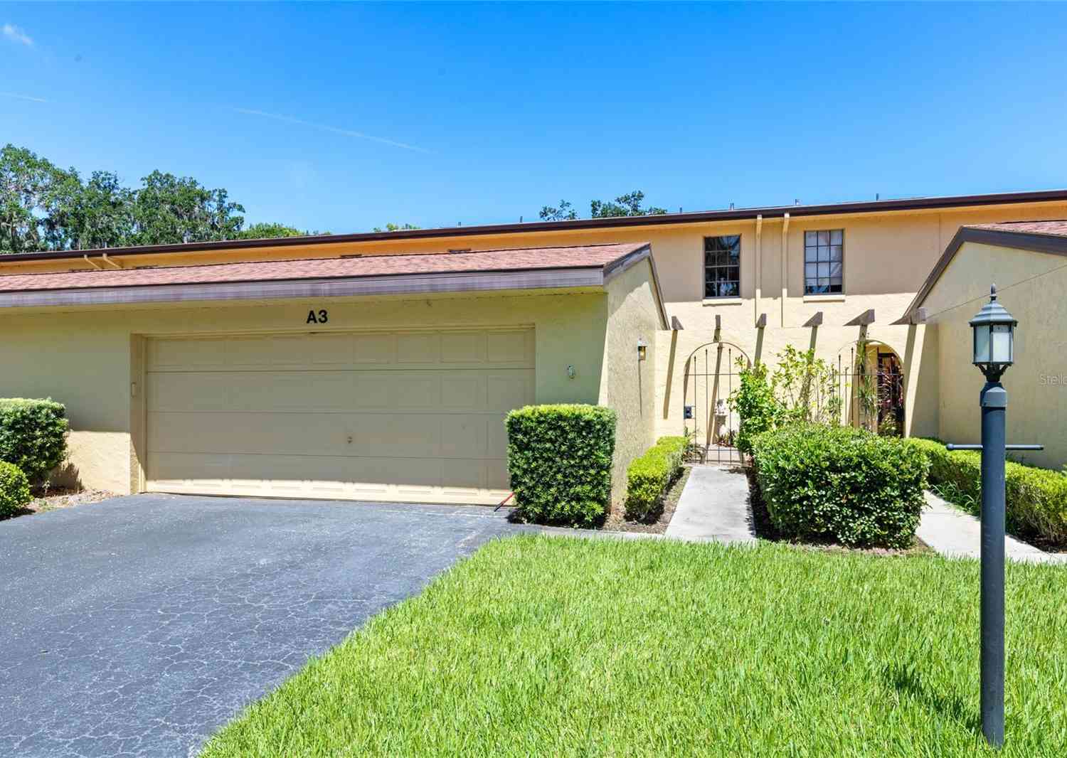 1111 Lakeshore Drive #A3, EUSTIS, Florida image 3