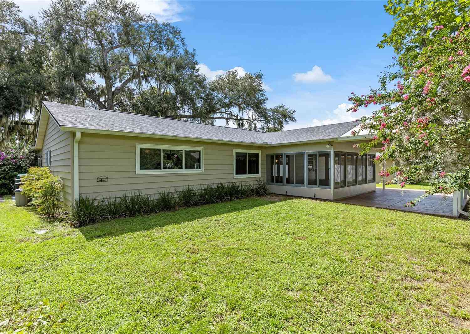 231 Douglas Drive, EUSTIS, Florida image 27