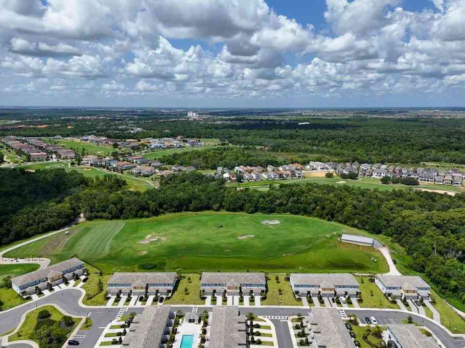 812 Driving Range Court, Reunion, Florida image 27