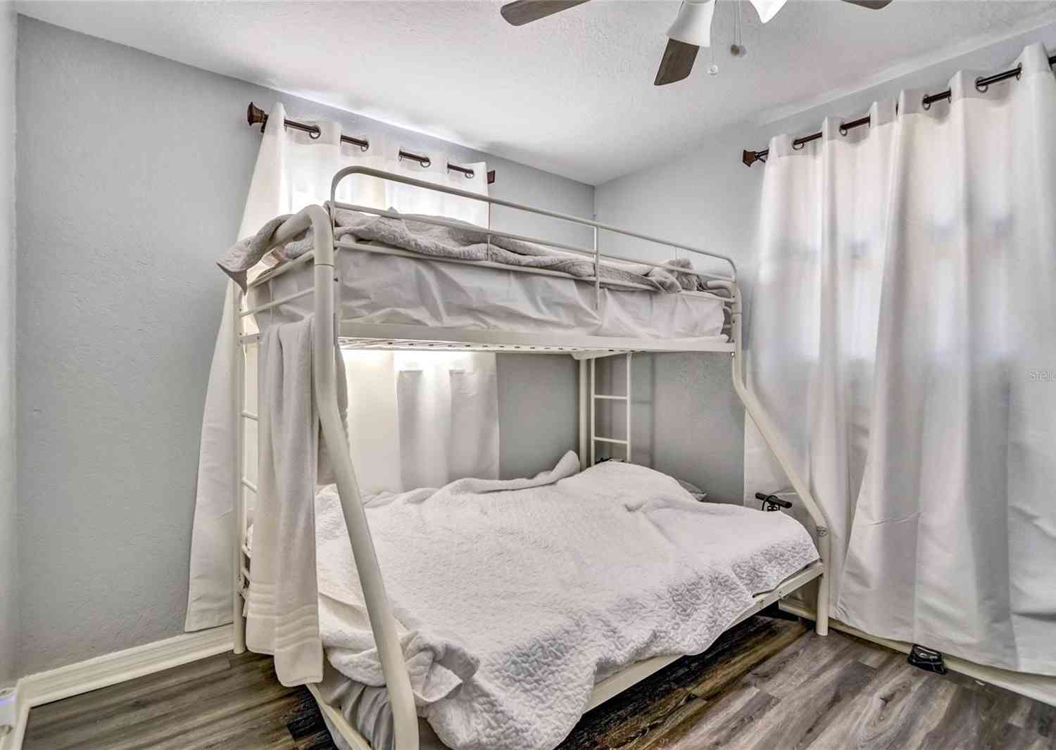8996 Southern Comfort, LARGO, Florida image 28
