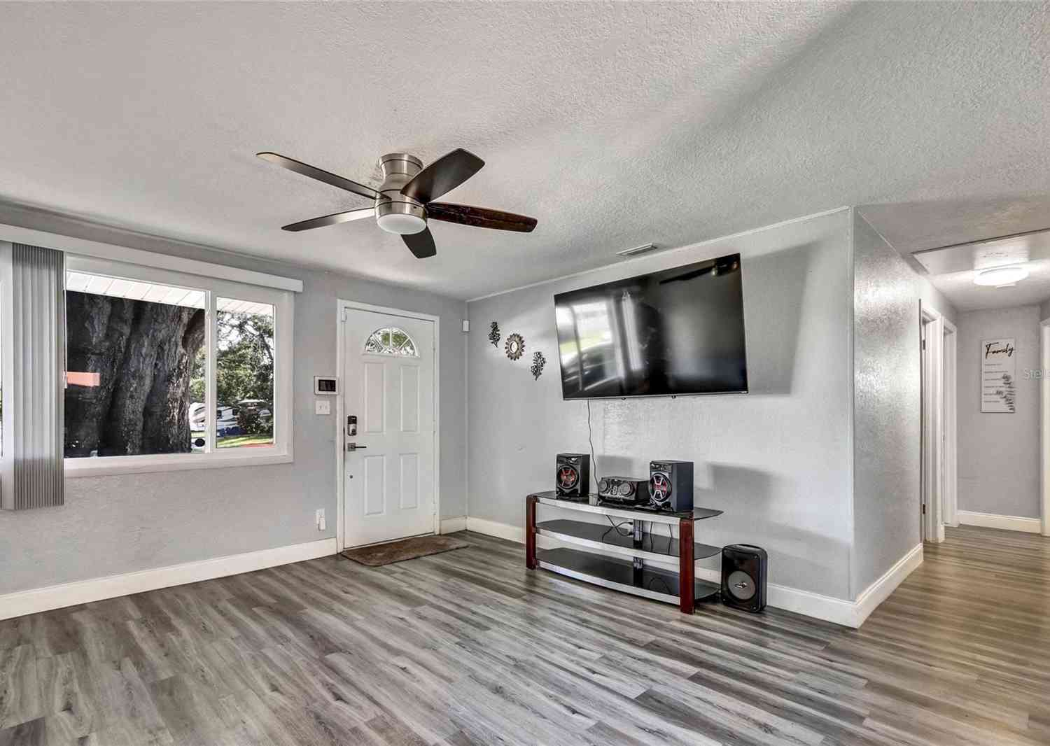 8996 Southern Comfort, LARGO, Florida image 10