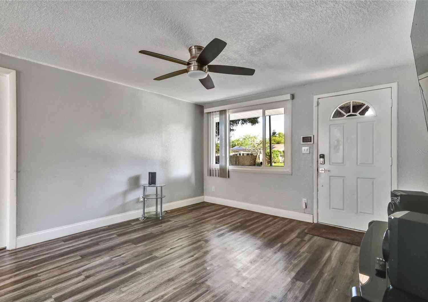 8996 Southern Comfort, LARGO, Florida image 13