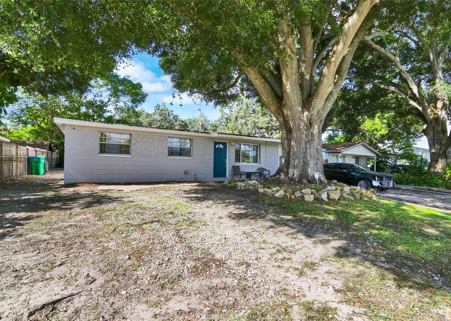 8996 Southern Comfort, LARGO, Florida image 4
