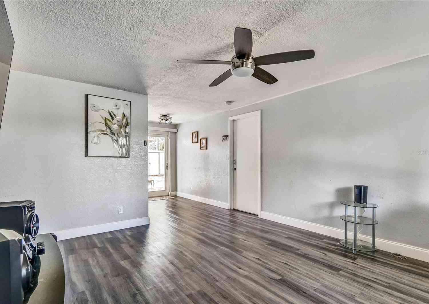 8996 Southern Comfort, LARGO, Florida image 6