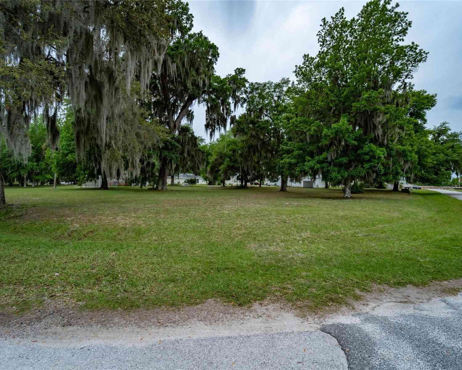 Lot 30 Blk C Oxford Court, WILDWOOD, Florida image 3