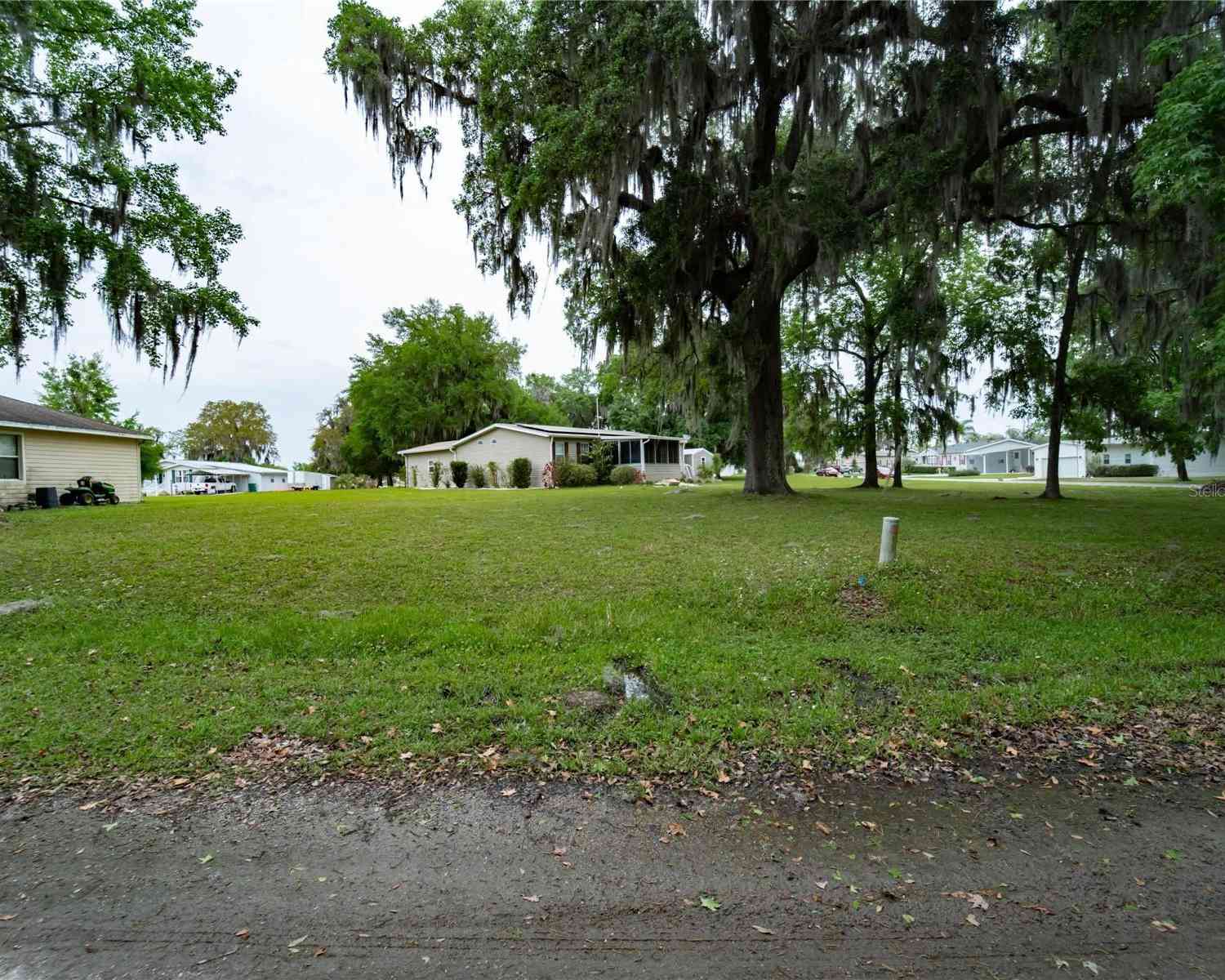 Lot 26 Blk D Stratford Court, WILDWOOD, Florida image 4