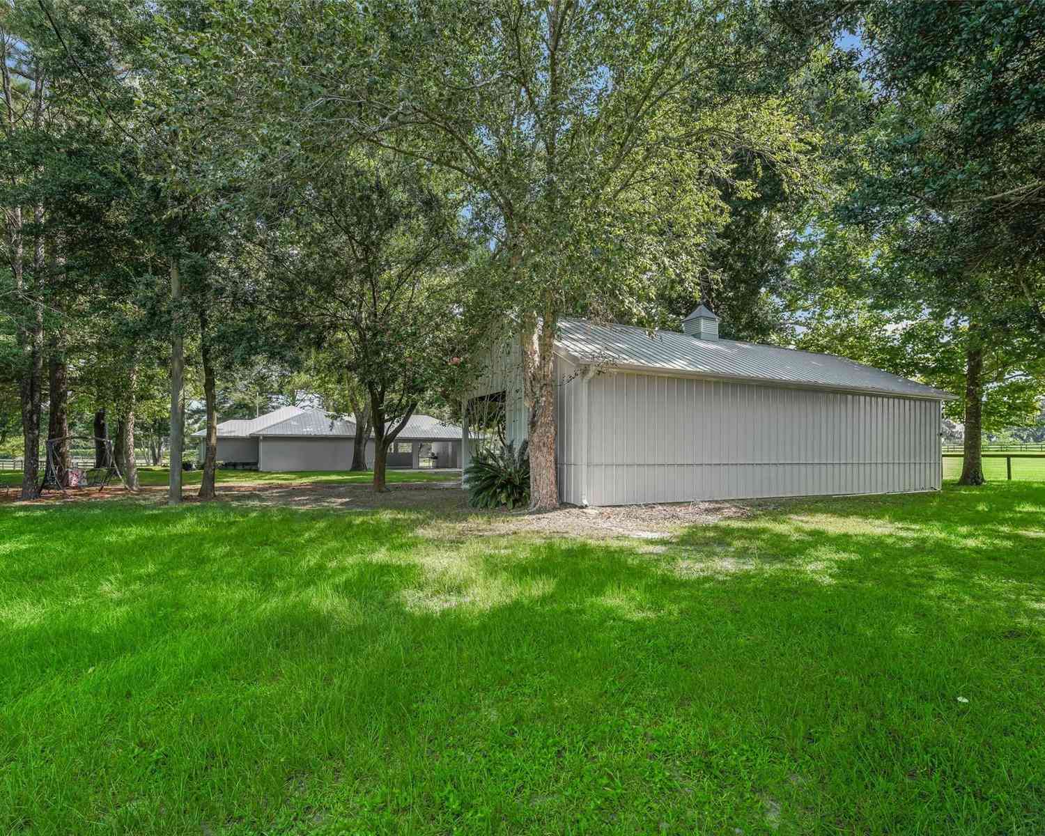 8585 NW 162nd Court, MORRISTON, Florida image 36