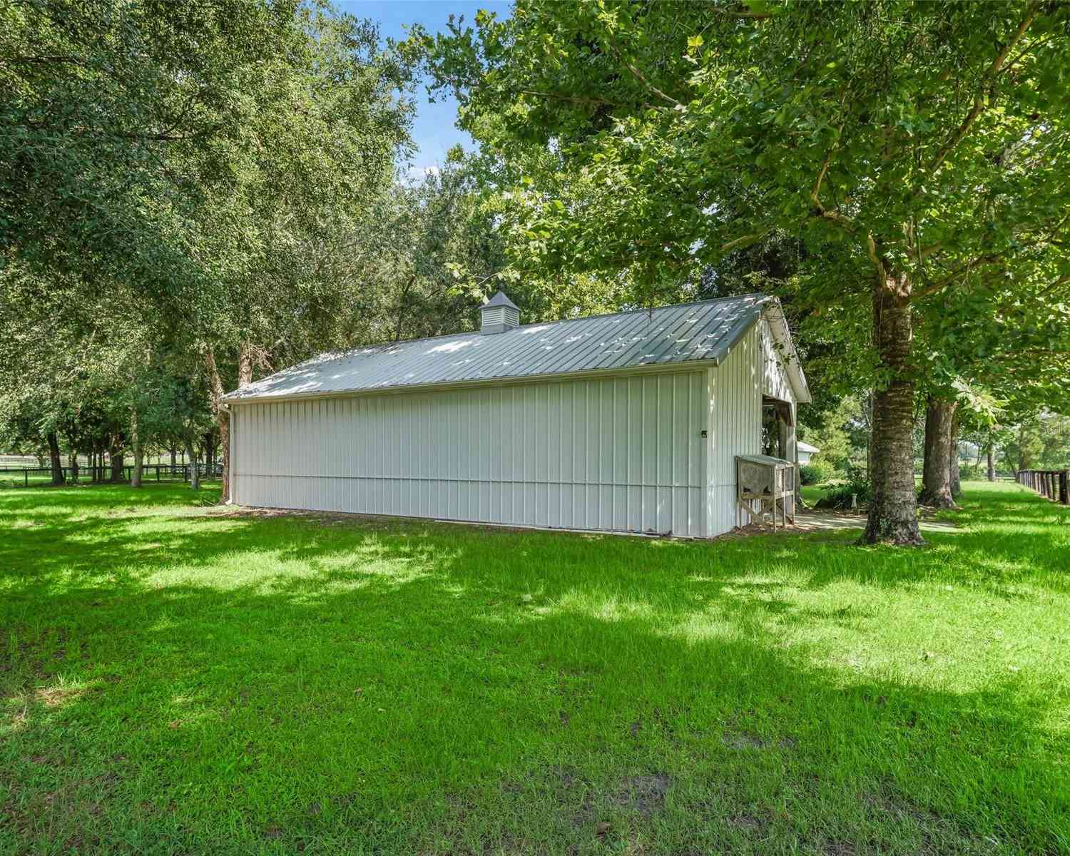 8585 NW 162nd Court, MORRISTON, Florida image 35