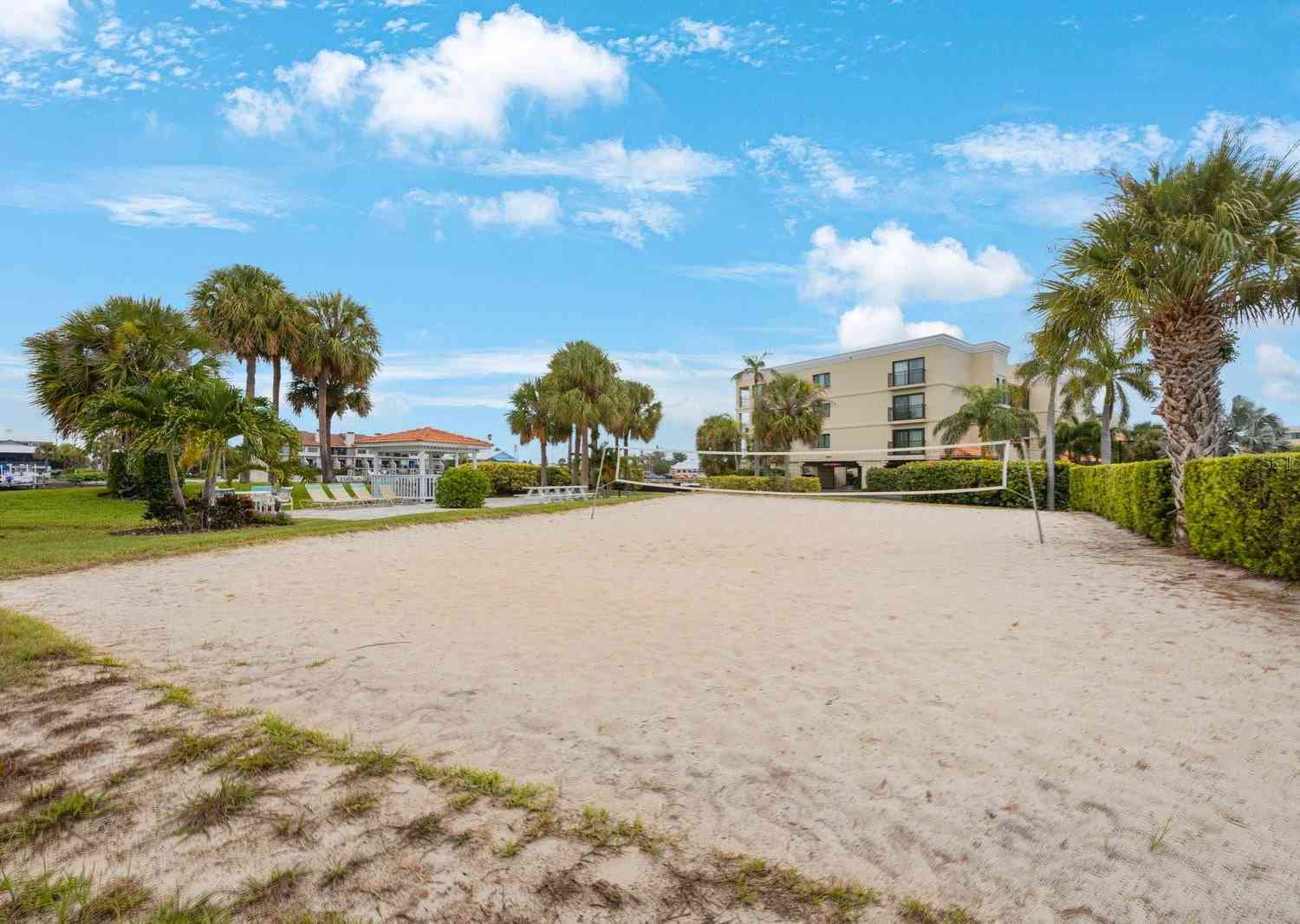 7537 Bayshore Drive #303, Treasure Island, Florida image 30