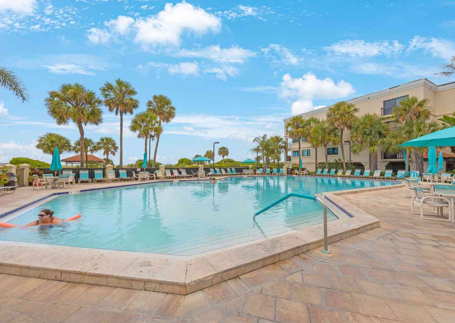 7537 Bayshore Drive #303, Treasure Island, Florida image 32