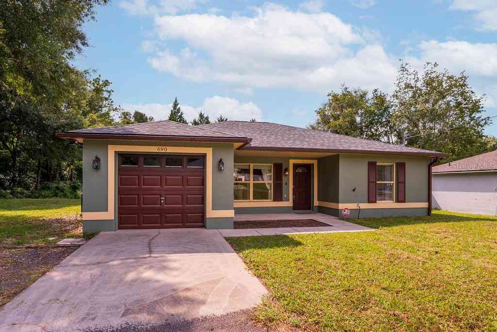 690 Charles Avenue, ORANGE CITY, Florida image 1