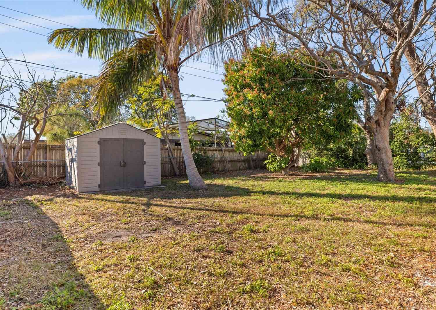 1023 Madison Street, LARGO, Florida image 13