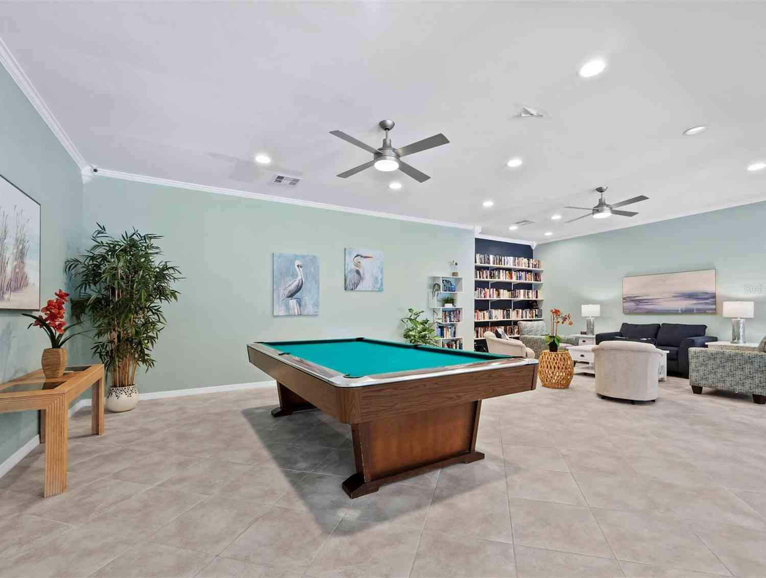 569 Sutton Place, LONGBOAT KEY, Florida image 32