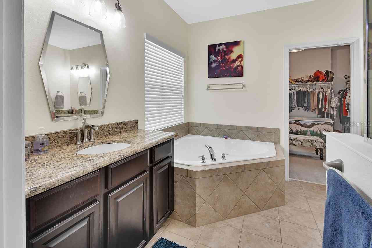 2351 Kelbrook Court, OVIEDO, Florida image 36