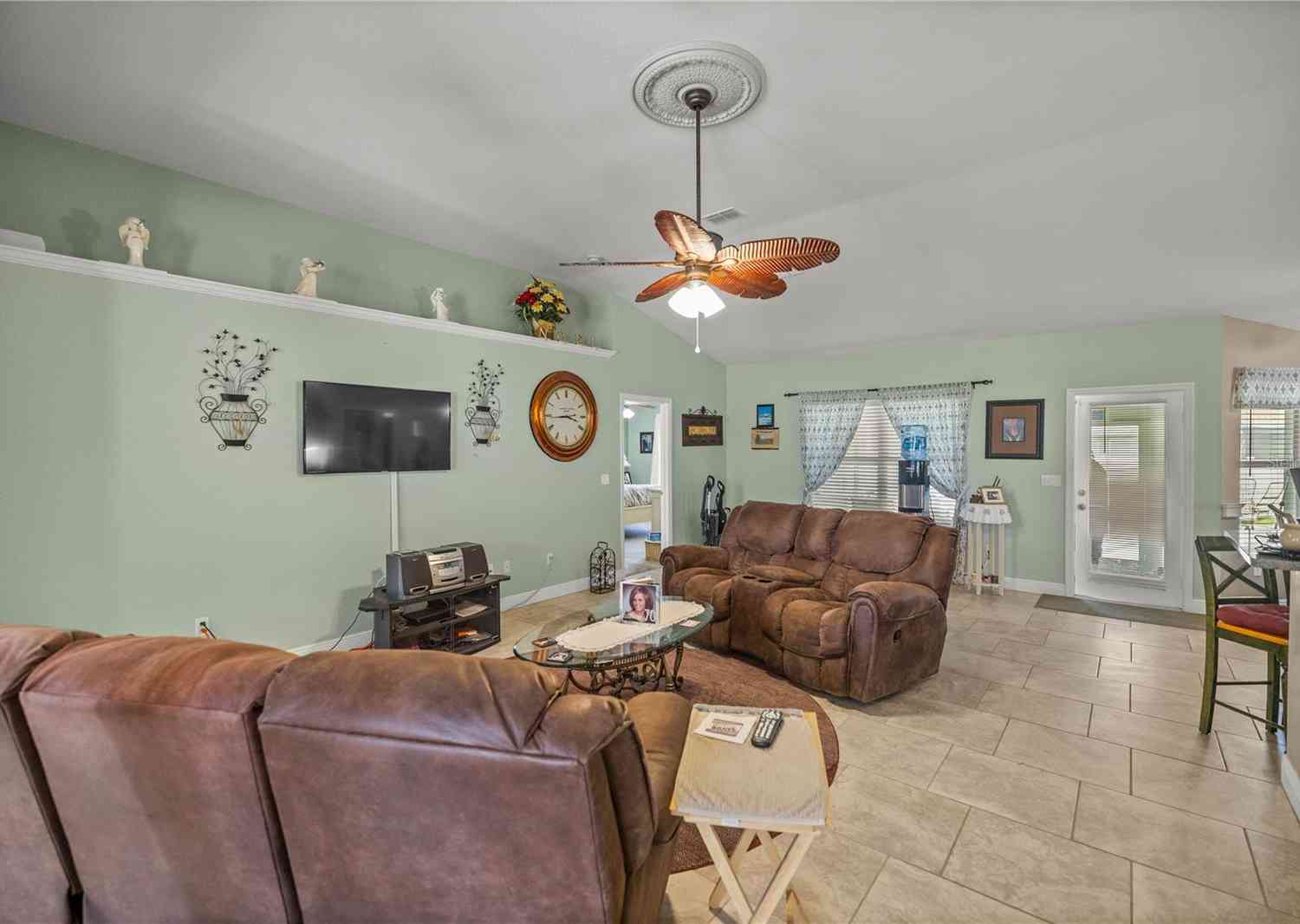 3967 SE 99th Street, BELLEVIEW, Florida image 3