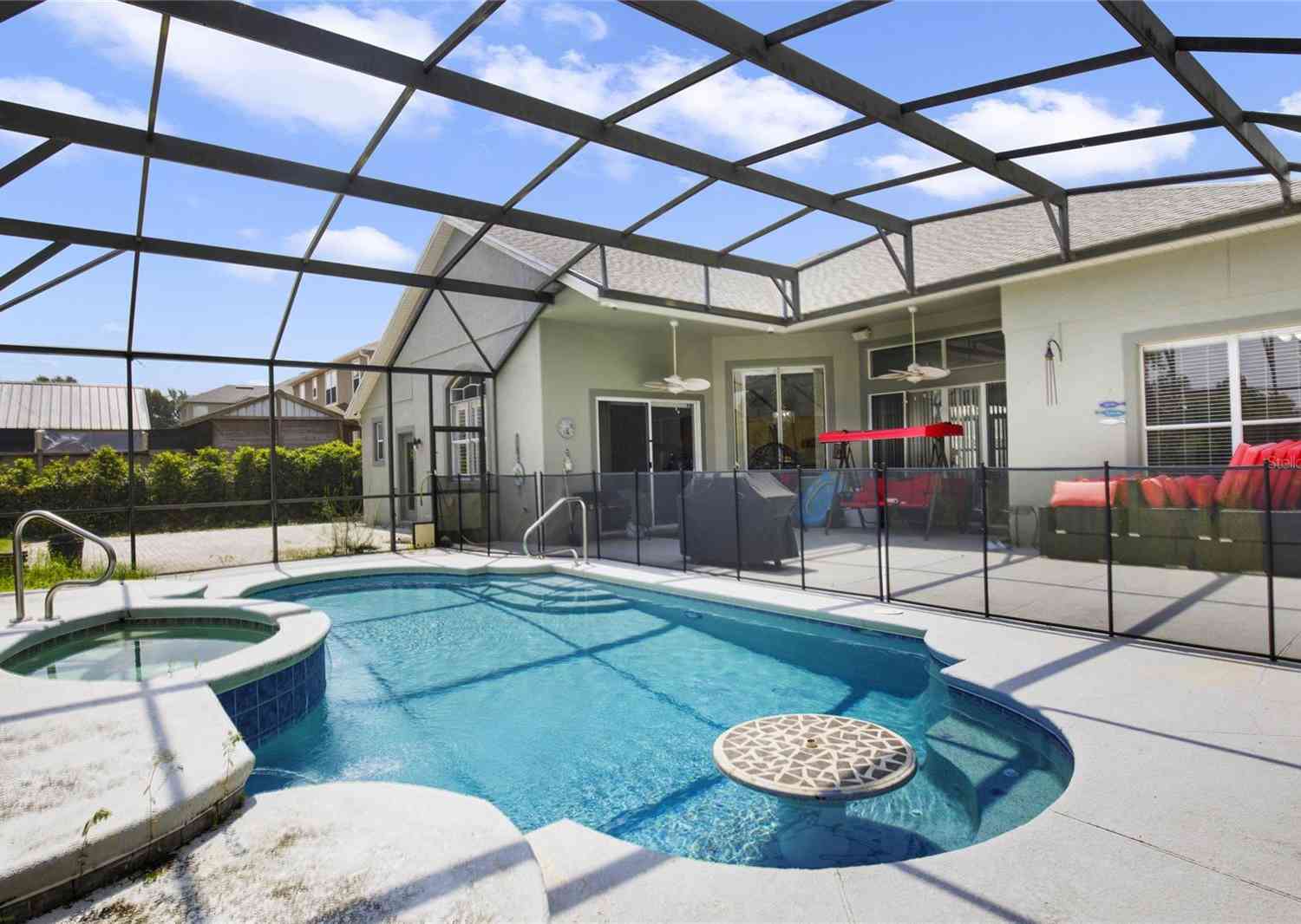 24101 Rialto Way, SORRENTO, Florida image 32