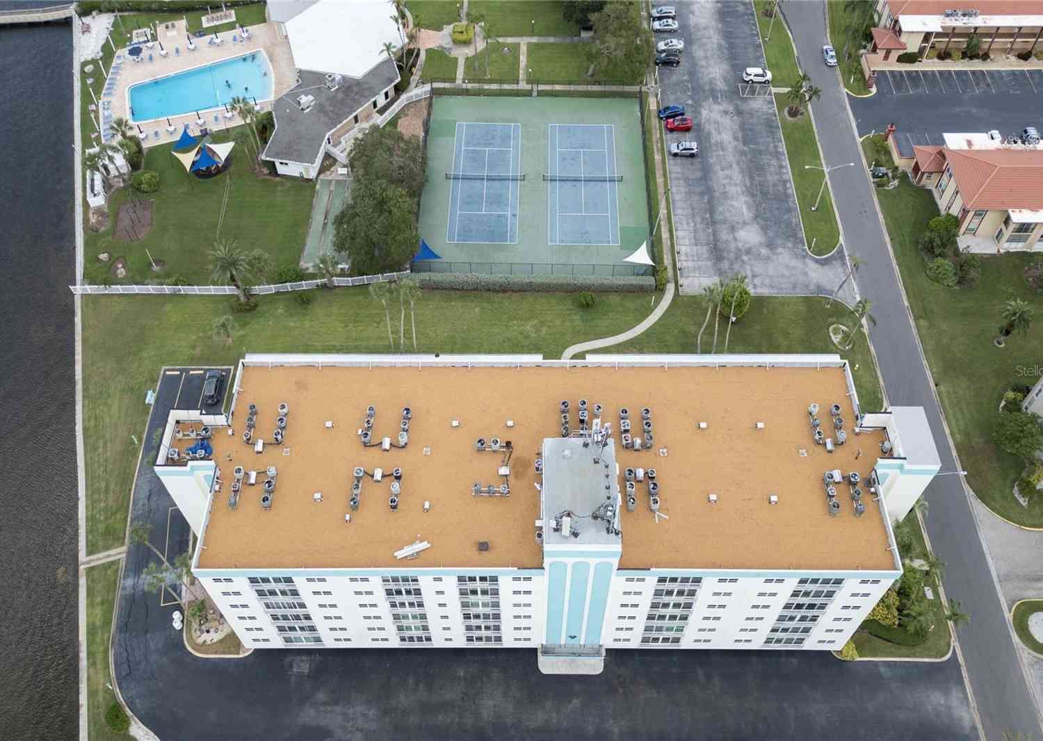 10216 Regal Drive #708, LARGO, Florida image 4