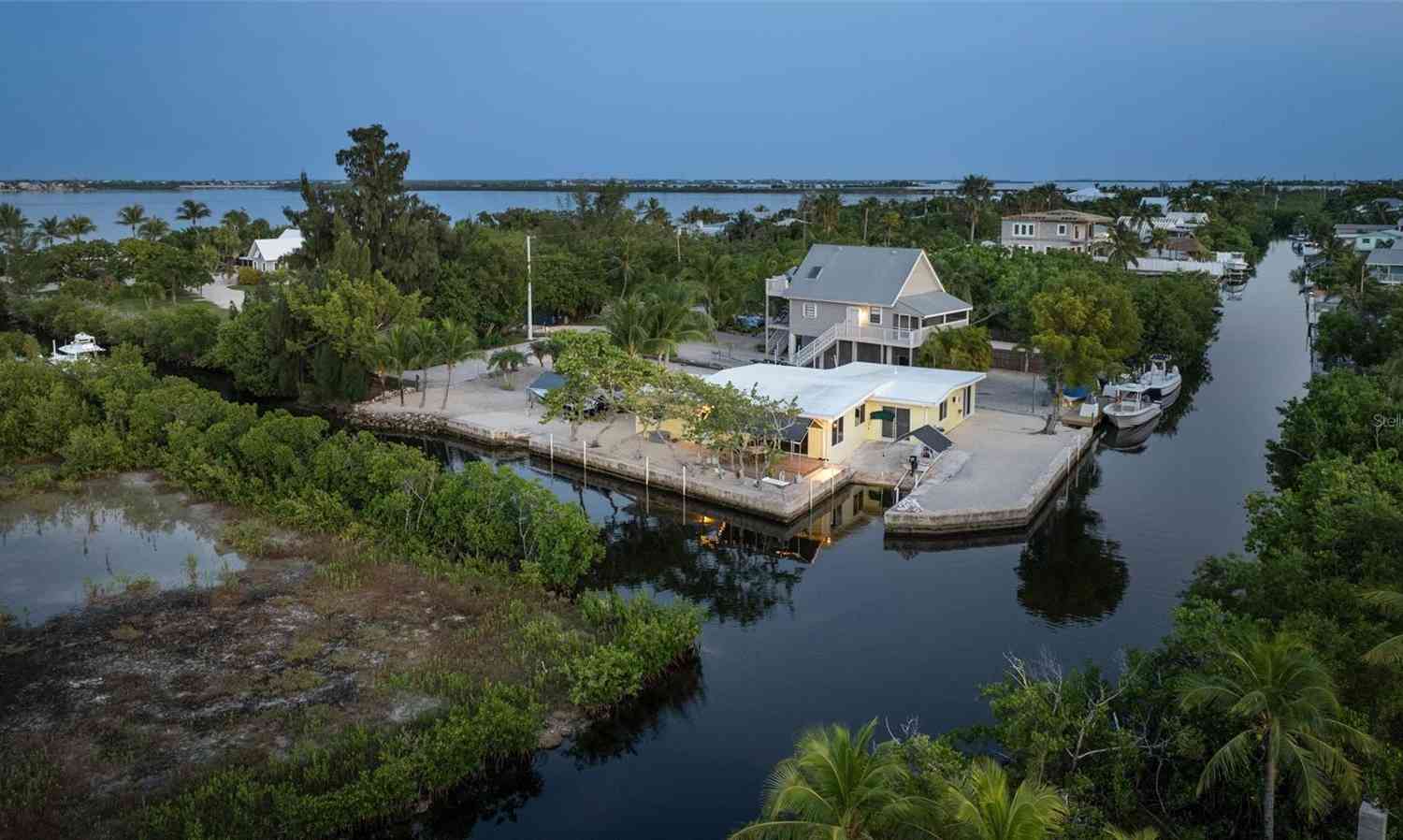 690 Barry Avenue, SUMMERLAND KEY, Florida image 53