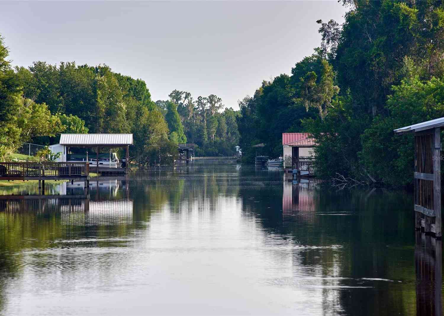 27 Amaryllis Drive, INDIAN LAKE ESTATES, Florida image 6